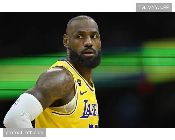 詹姆斯足球价值飙升,备受关注的趋势引发市场热潮 詹姆斯足球价值飙升,备受关注的趋势引发市场热潮