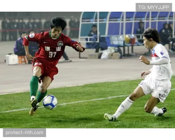 足球明星经典时刻回顾：传奇表现与高光瞬间