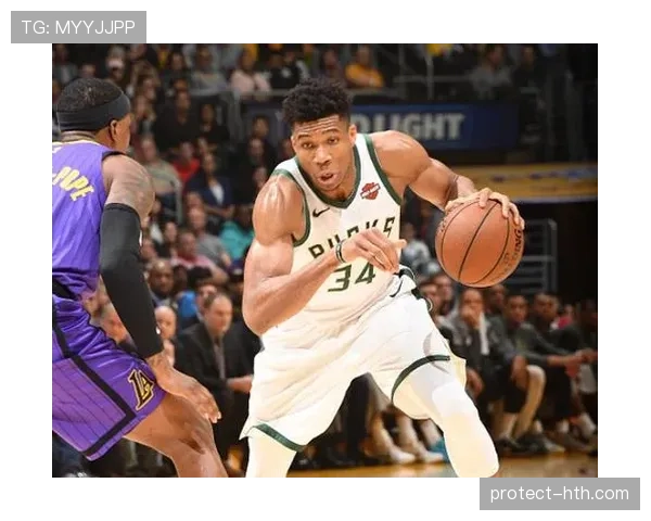 爱德华兹单打拉开防线，比上季得分更具侵略